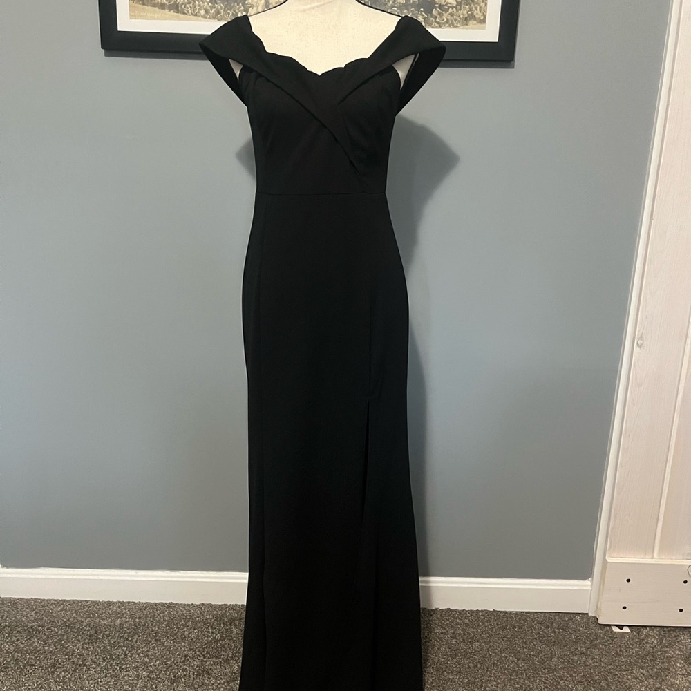 SHEIN Black Off-Shoulder Scallop Neck Maxi Dress